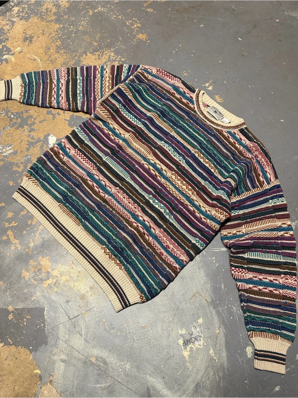 Sweater - Picture 4 of 5